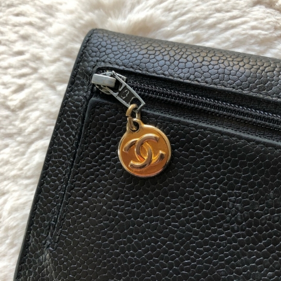 Chanel CC Black Caviar Leather wallet/crossbody-chain is optional, but included. - Picture 7 of 14